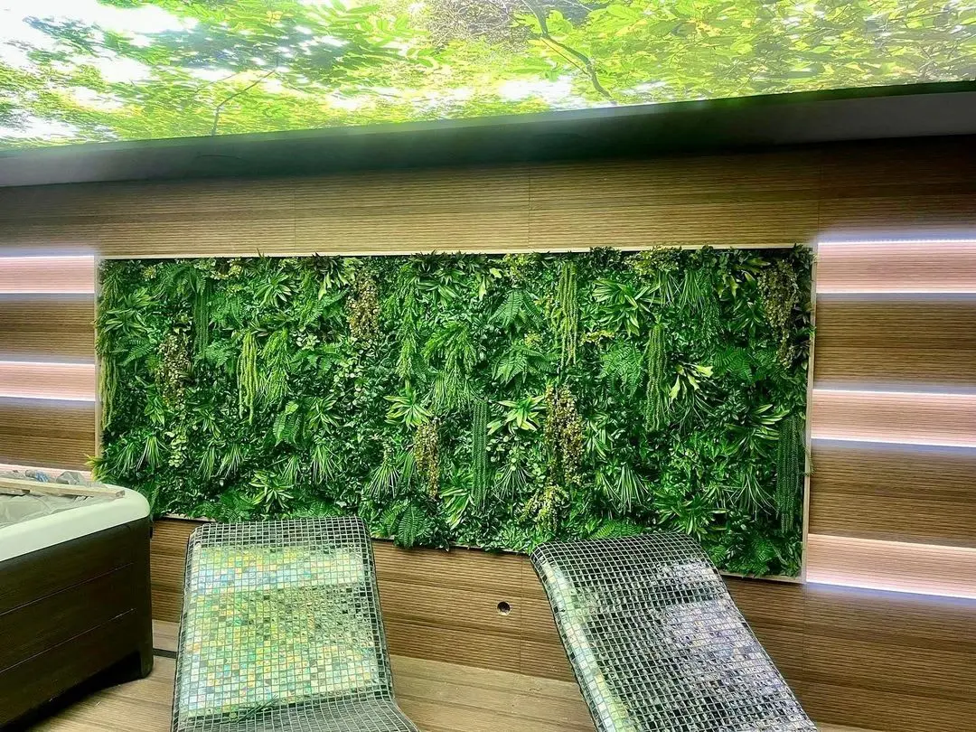 Image decoration placeholder